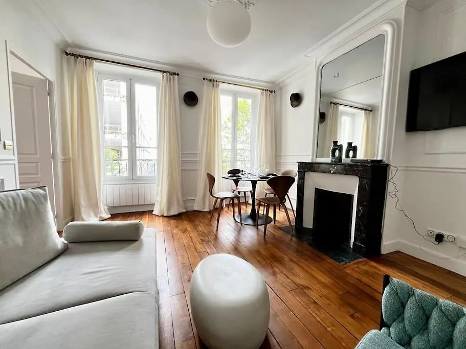 Appartement Luxe Place Parijs