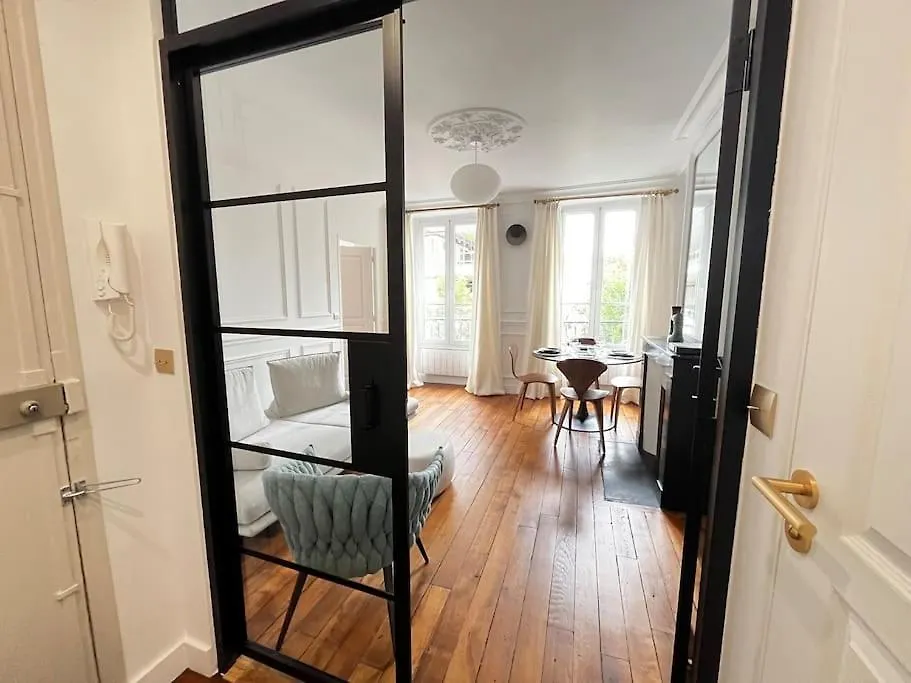Apartment Appartement Luxe Place Paris France