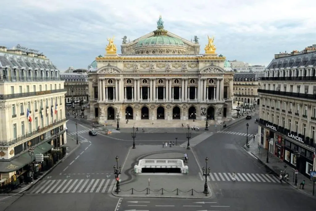 Apartment Appartement Luxe Place Paris France