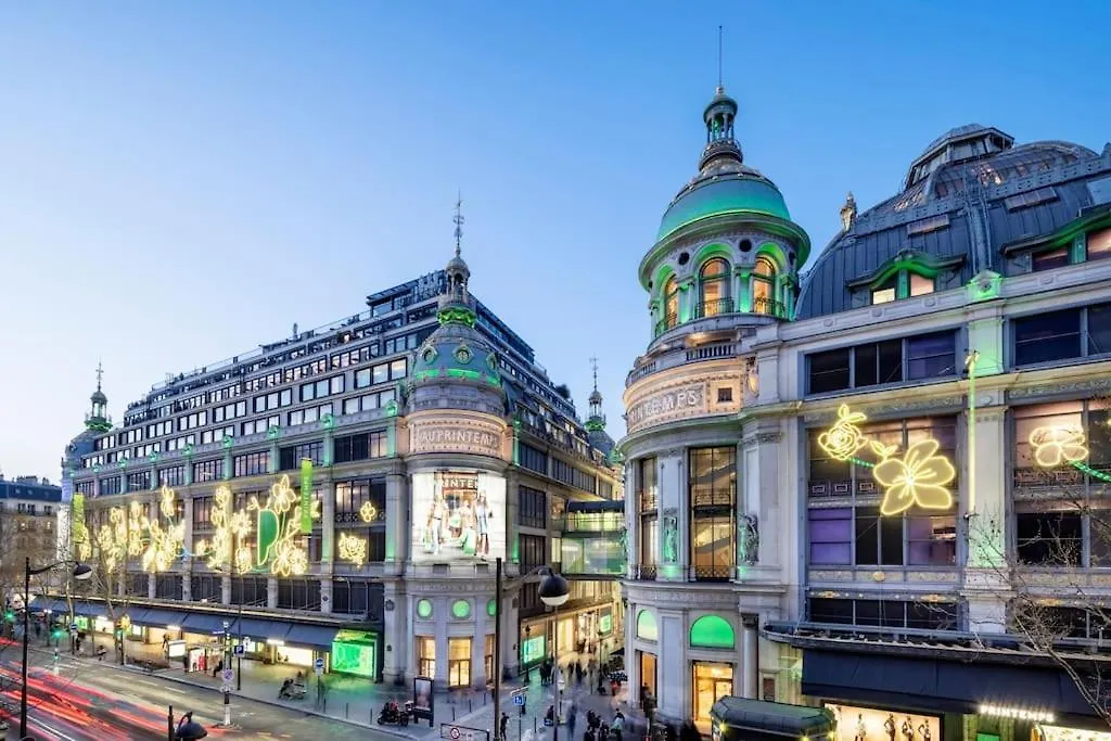 Appartement Luxe Place Paris